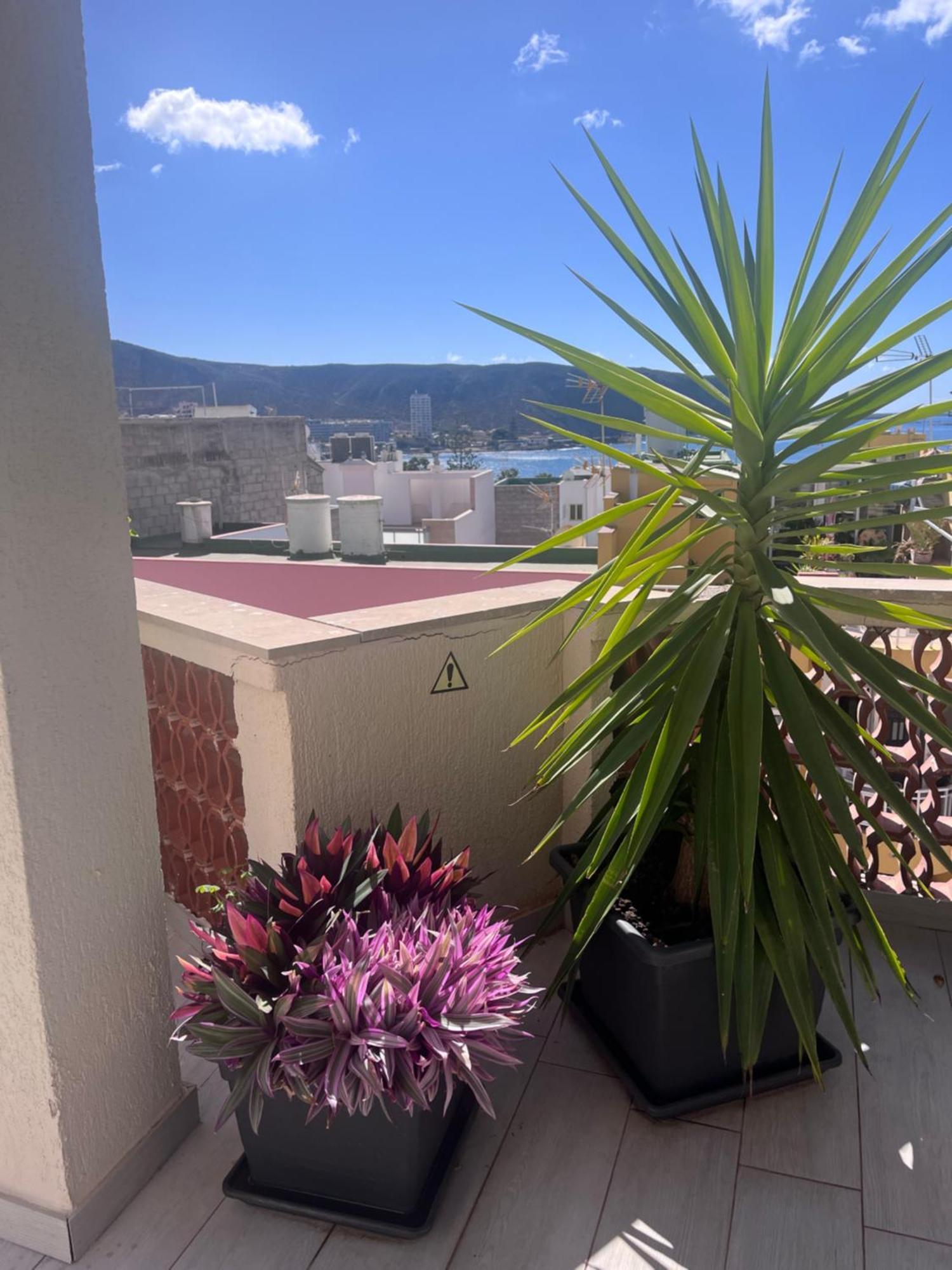 The White Heart House - Attic Sea View Apartment Лос Кристианос Екстериор снимка